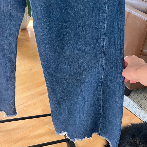 Pilcro Adi Regenerative Mid-Rise Frayed Relaxed Flare Jeans - Picture 8 of 13